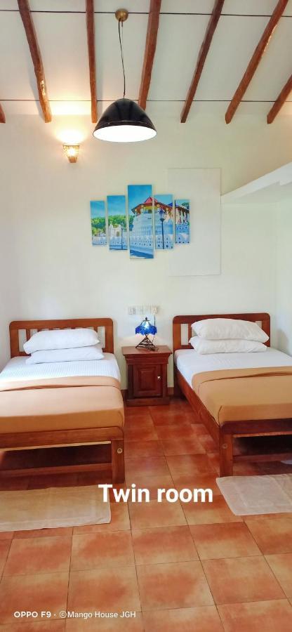 Mango House Japanese Guest House Негомбо Экстерьер фото