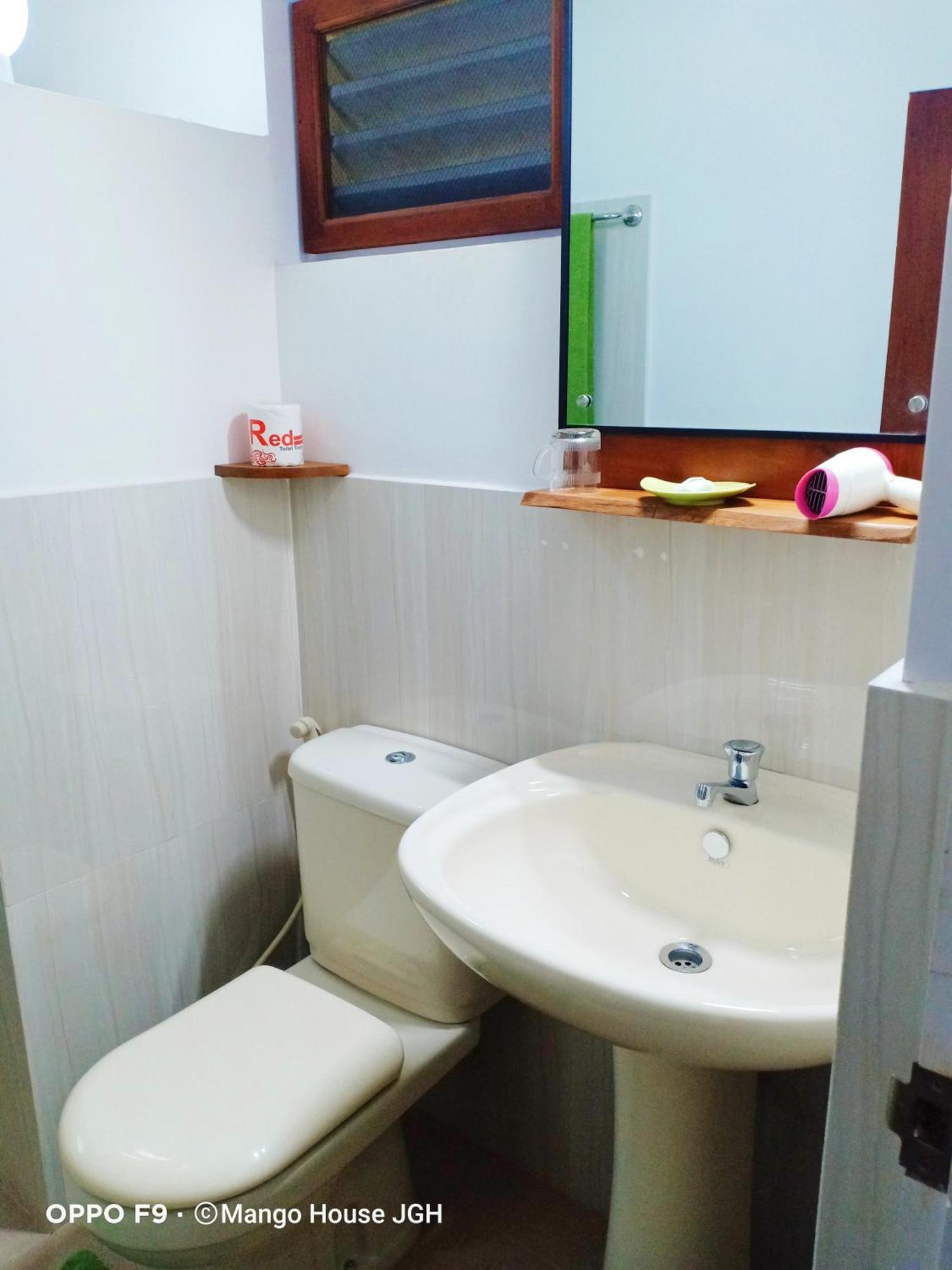 Mango House Japanese Guest House Негомбо Номер фото